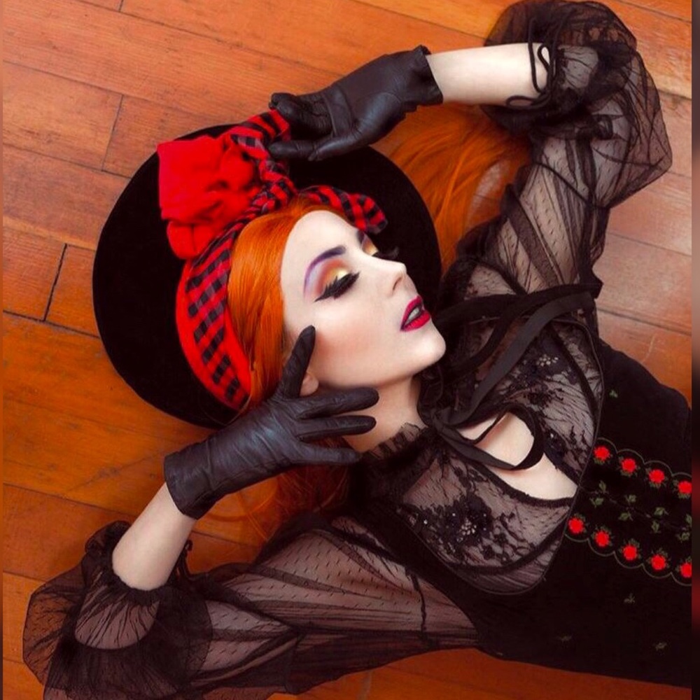 Meet your Posher, Mather